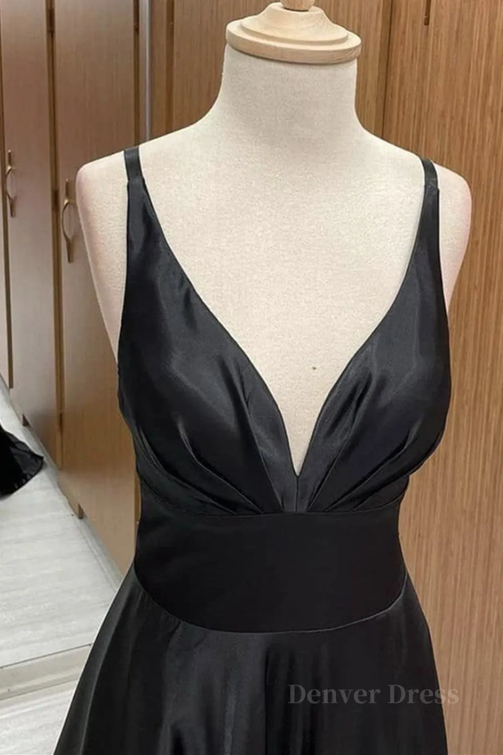 A Line V Neck Backless Black Long Prom Dresses V Neck Black Formal Dresses Backless Black Evening Dresses