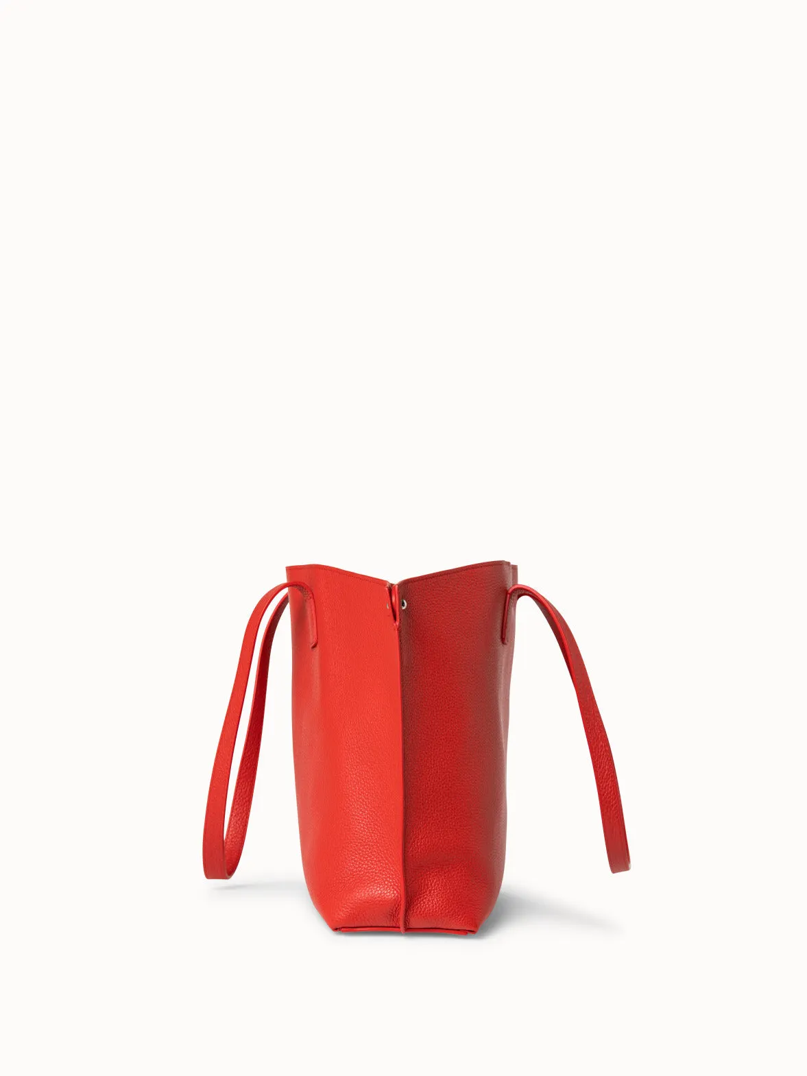 Ai Small Shoulder Tote