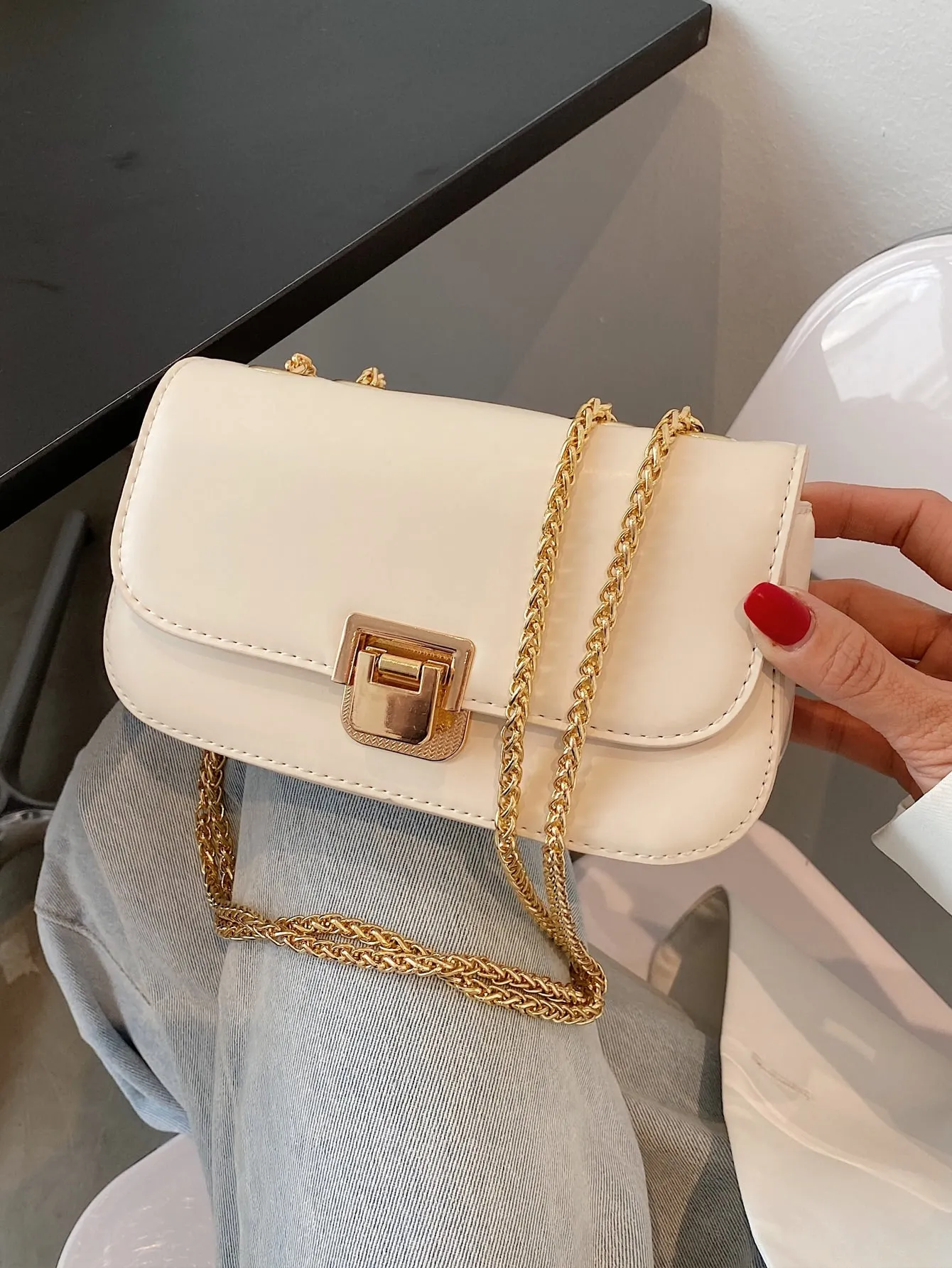 Flap Chain Shoulder Bag