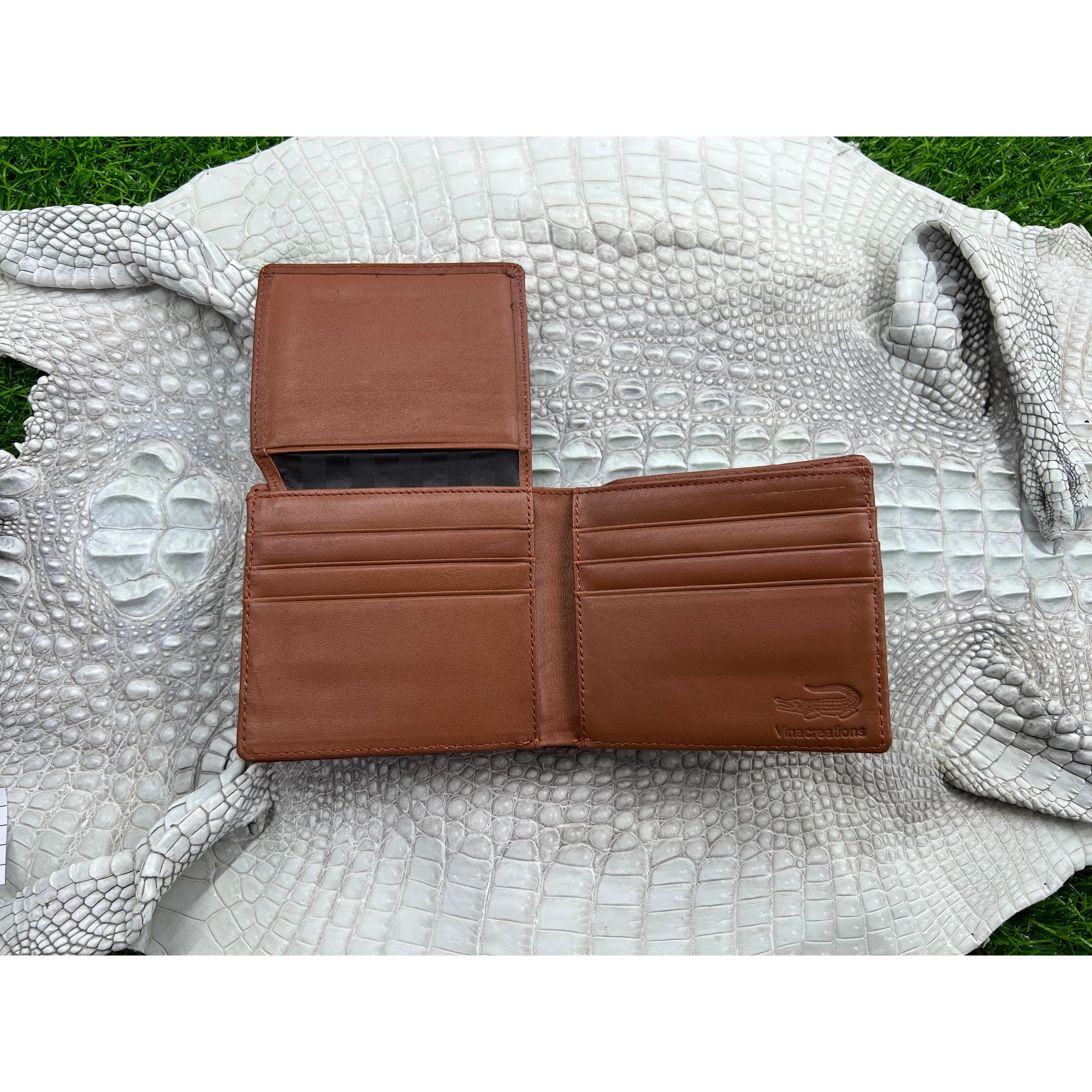 Handmade Light Brown Alligator Leather Bifold Wallet RFID Blocking For Men | VINAM-59