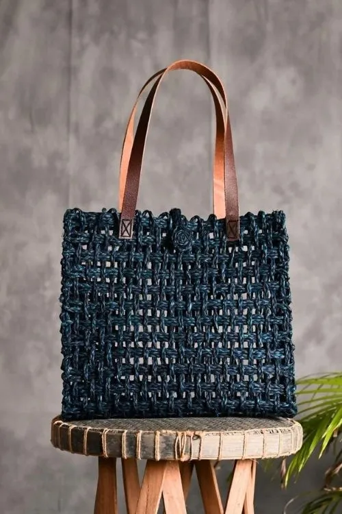 Handmade Sabai Grass Mesh Bag - Large (Neer)