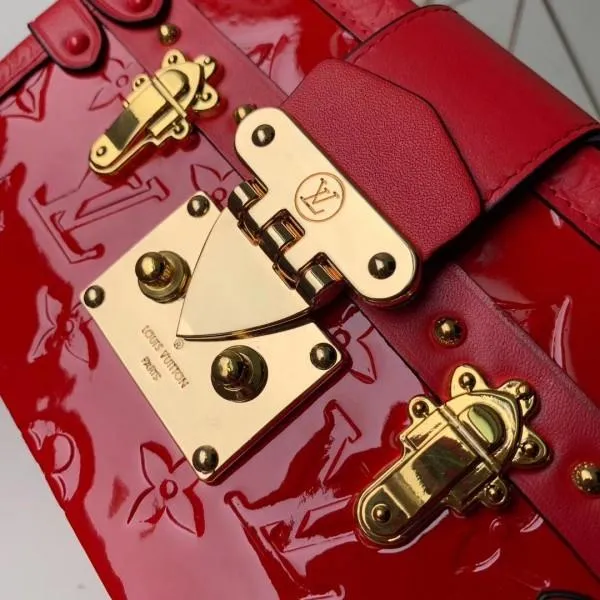 Petite Malle Shoulder Bag In Patent Leather M54181 Red 2019 Collection