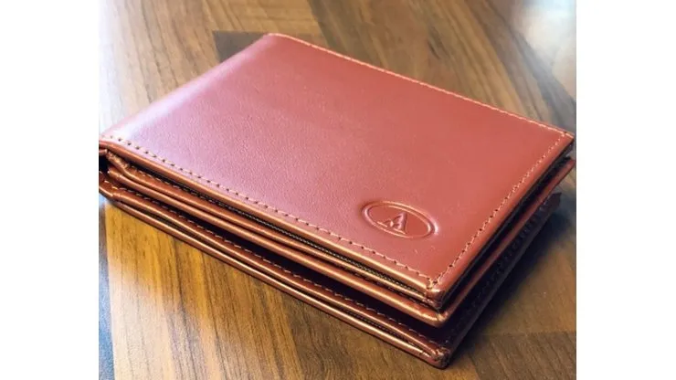 The Infinity Wallet Kensington Edition