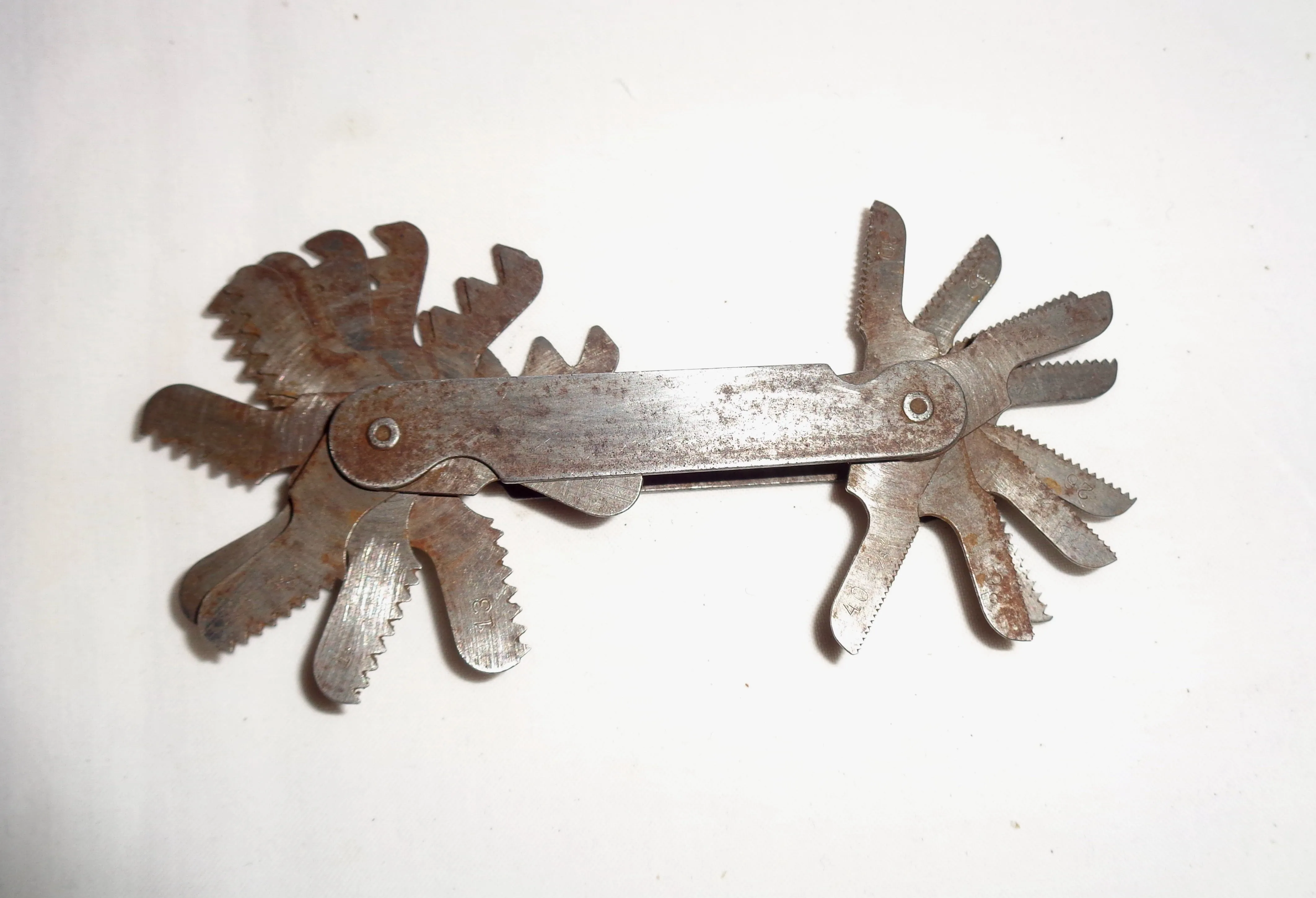 Vintage Metal Screw Thread Pitch Gauge